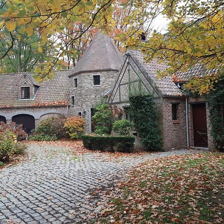 Bed and Breakfast Au Bois Dormant Villers-la-Ville Экстерьер фото